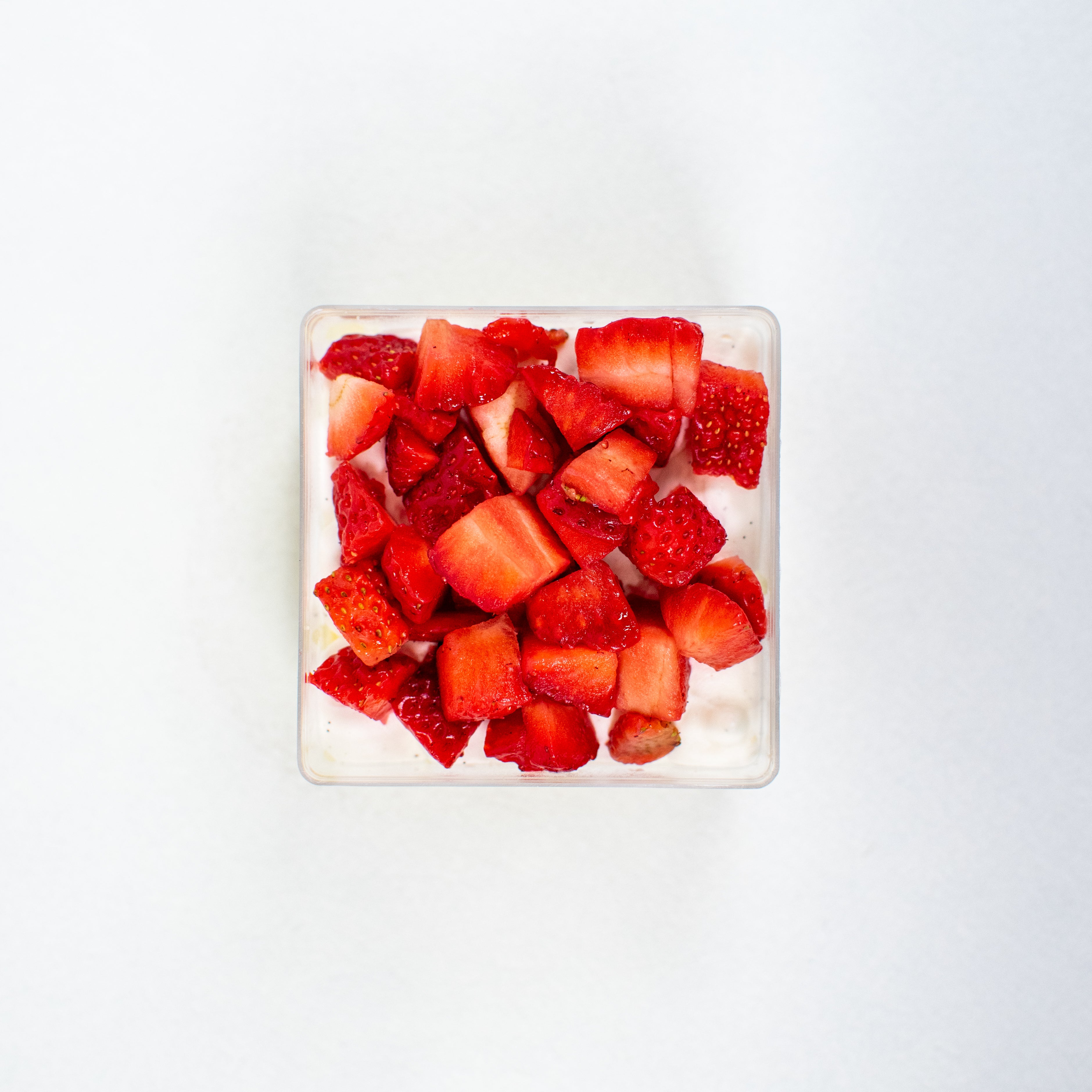 strawberry cake　0603 Strawberry-cake-with-