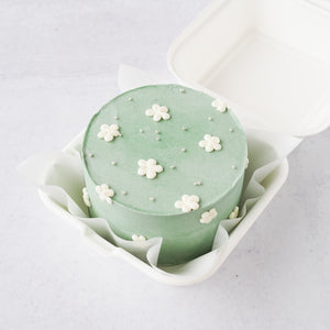 
                  
                    Load image into Gallery viewer, Mini Daisy Cake
                  
                