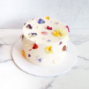 
                  
                    Load image into Gallery viewer, Edible Floral Cake
                  
                