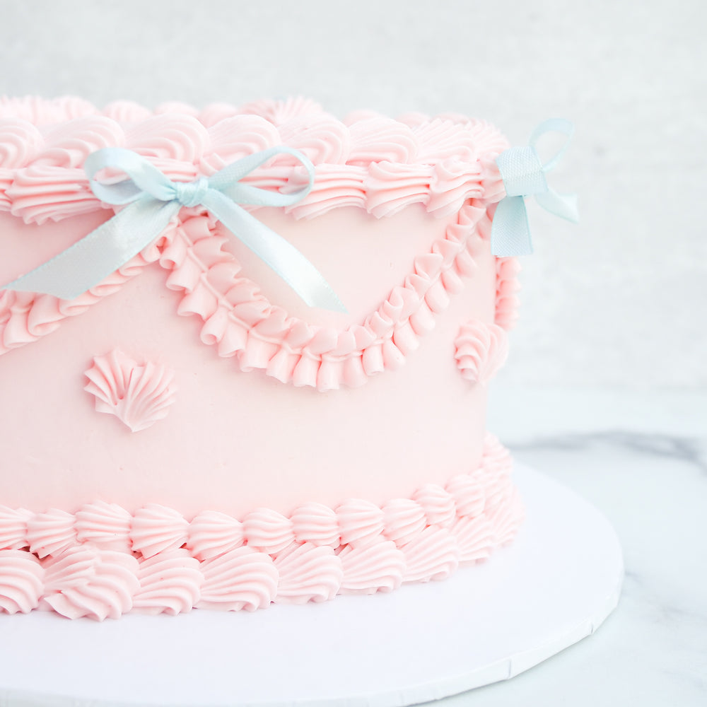 
                  
                    Load image into Gallery viewer, Vintage Heart Cake
                  
                