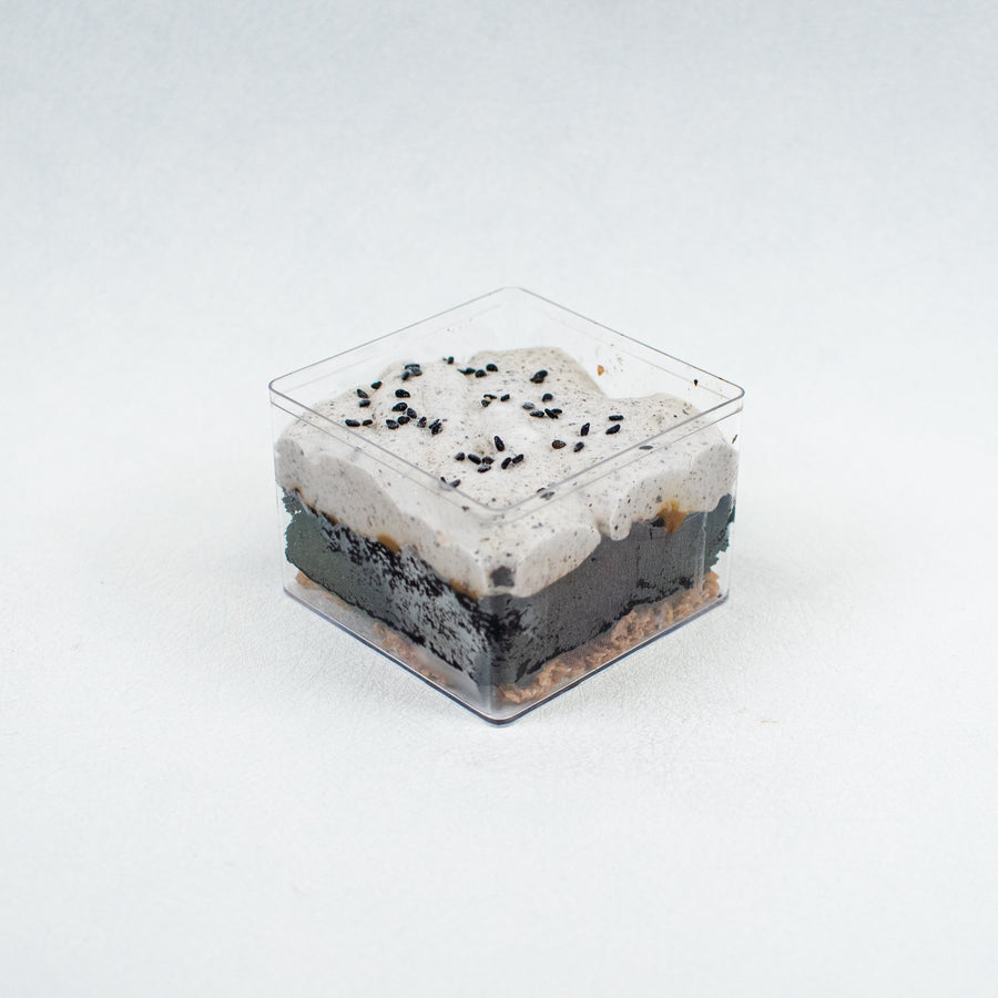 BLACK SESAME CAKE BOX