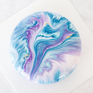
                  
                    Load image into Gallery viewer, The Feather Brushstroke Cake
                  
                