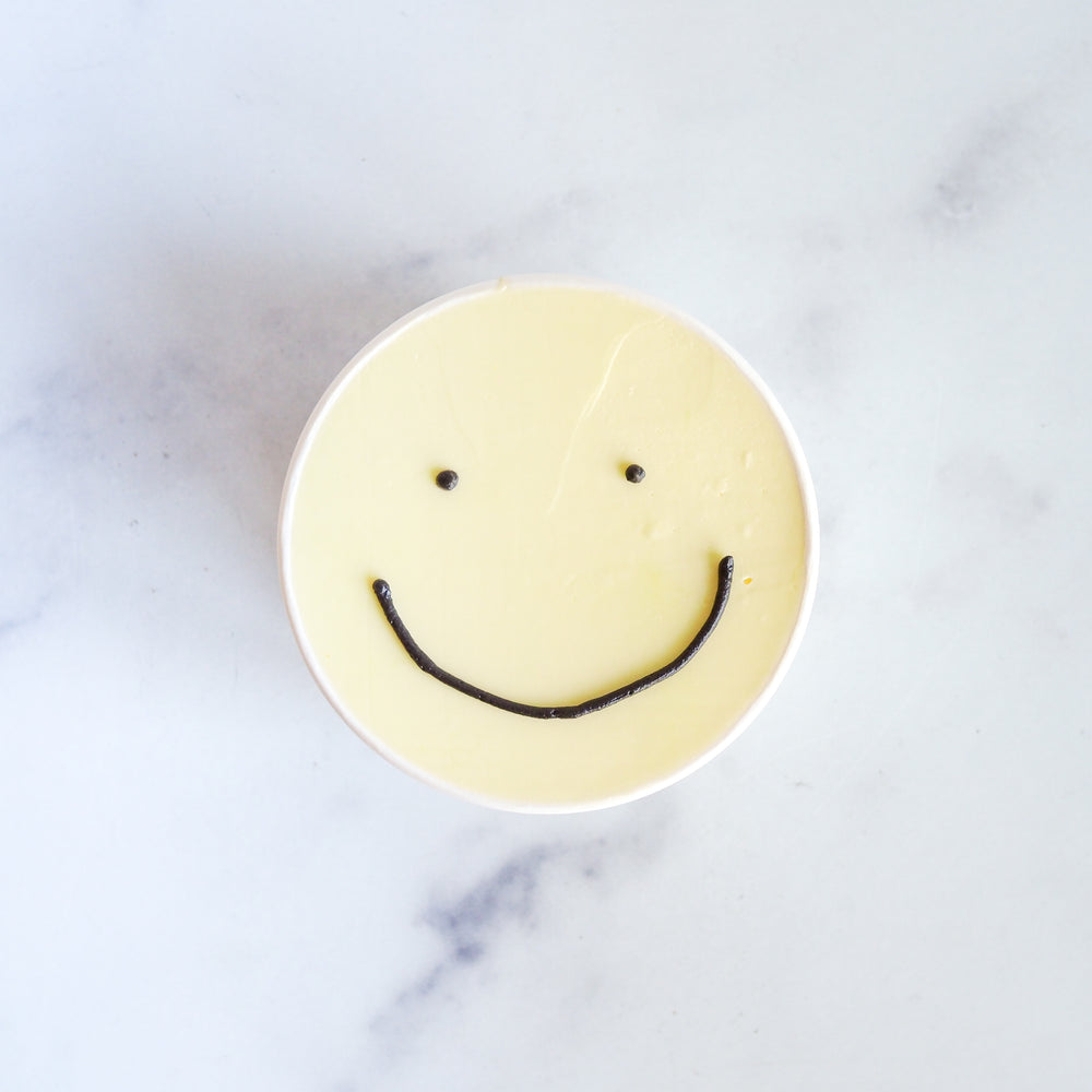 
                  
                    Load image into Gallery viewer, Mini Smiley Cake Cup
                  
                