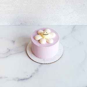 
                  
                    Load image into Gallery viewer, Mini Smiley Daisy Buttercream Cake
                  
                