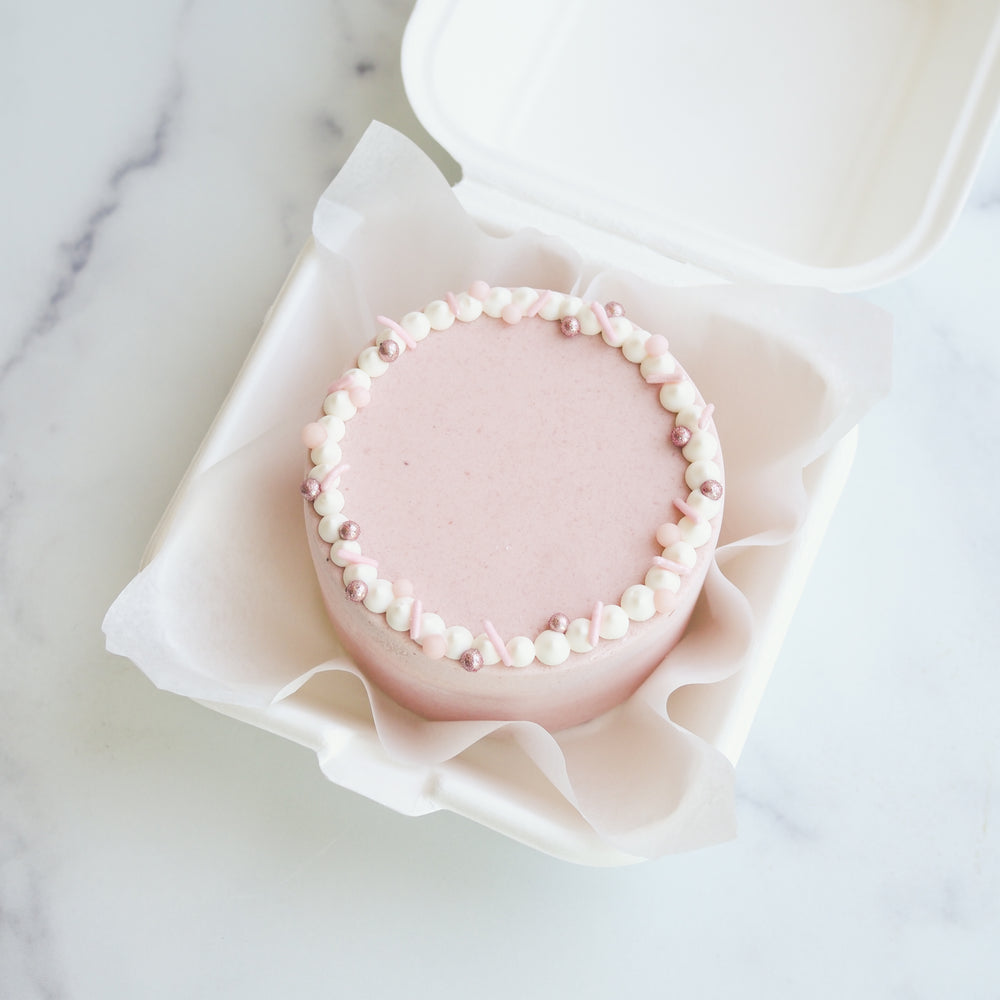 Mini Strawberry Fresh Mousse Cake